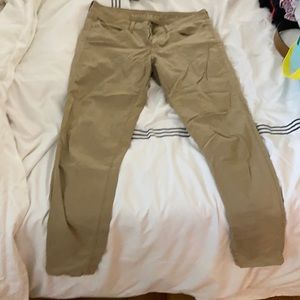 Skinny khaki jeans
